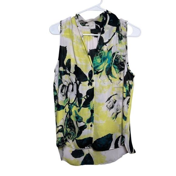 Worthington Blouse Women's Petite Large Printed Abstract V-Neck Tank Top - Picture 1 of 8